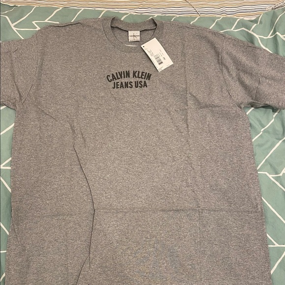 Calvin Klein Shirt - Picture 1 of 2